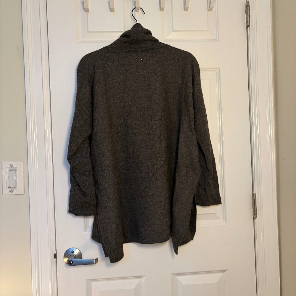 Cuyana merino turtleneck sweater